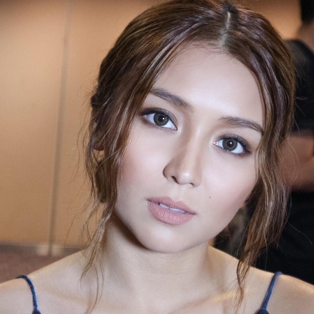 Look 40 Times Kathryn Bernardo Proved That Pinay Beauty Can Captivate The World Abs Cbn